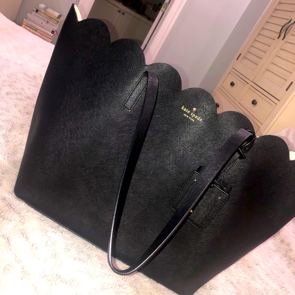 ♠️ Kate Spade New York Lily Avenue Carrigan Black Tote ♠️